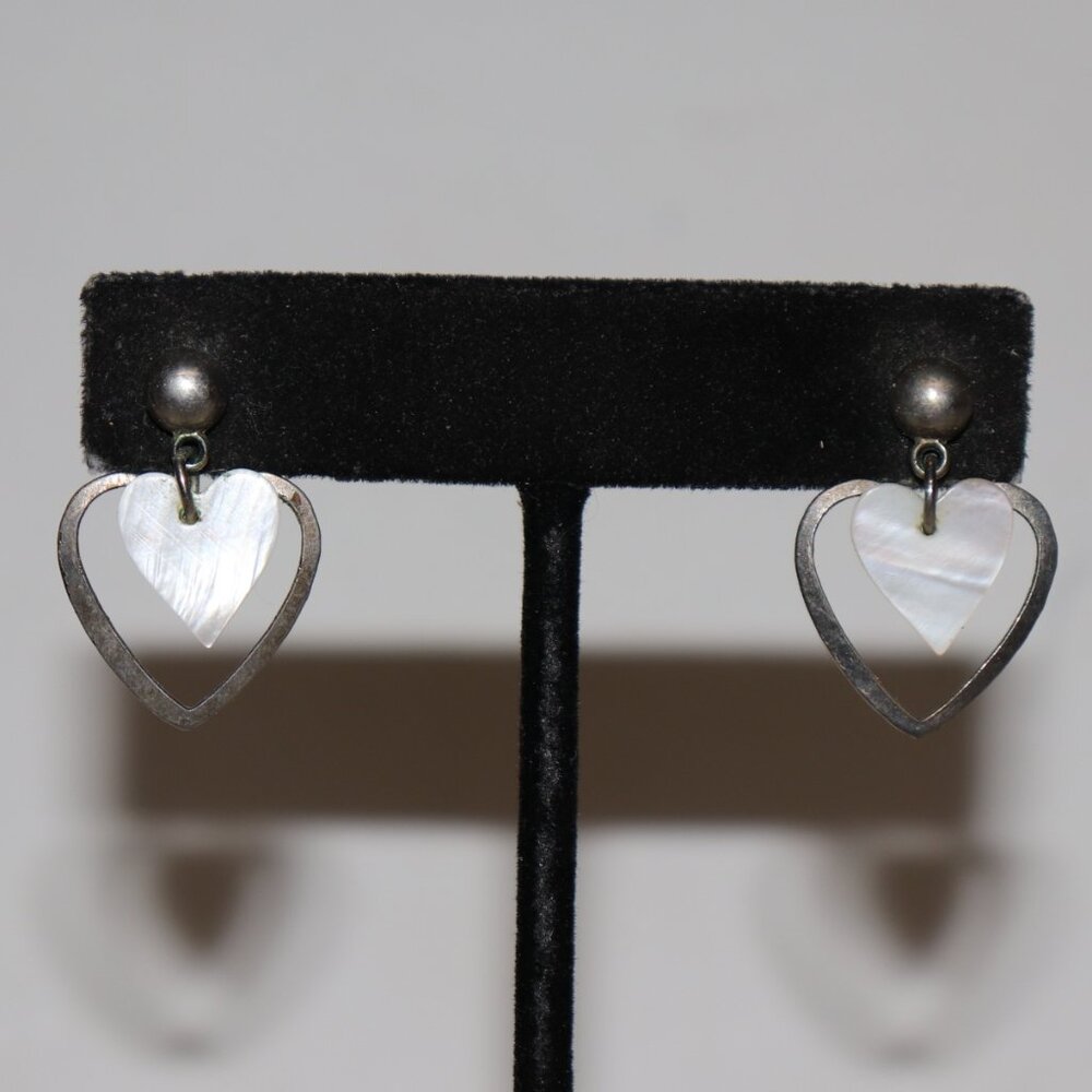 🤍🌙 Vintage Silver & Mother‑of‑Pearl Heart Dangle Earrings · Post · 1.75" Tall
